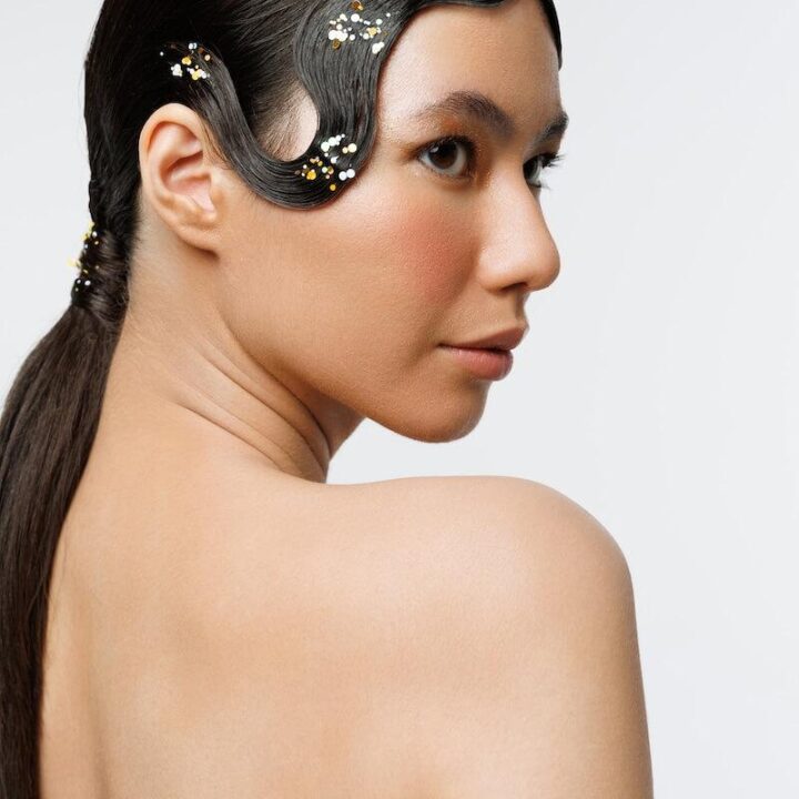 Women's haircut, styling, colouring