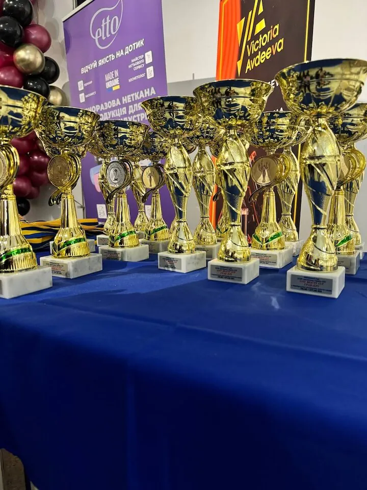 Christy3 Nagrody Fast Line Studio