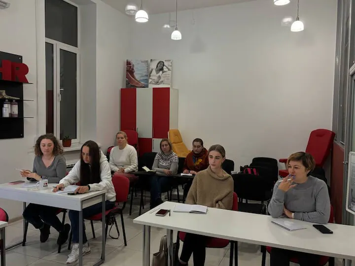 photo_2024-11-01_18-19-26 Fast Line Pro Nail Masters